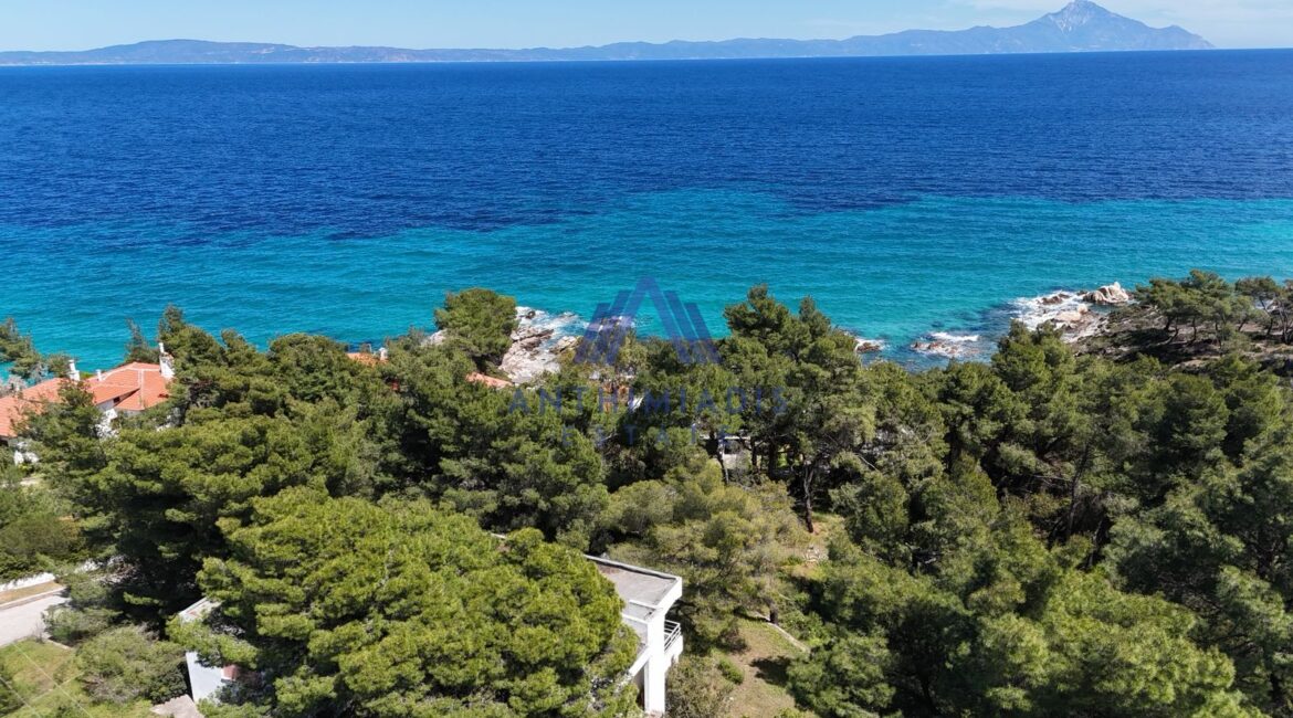 ΠΩΛΕΙΤΑΙ – Bίλα Στη Βουρβουρού (Χαλκιδική) Κοντά Στη Θάλασσα, ID1251