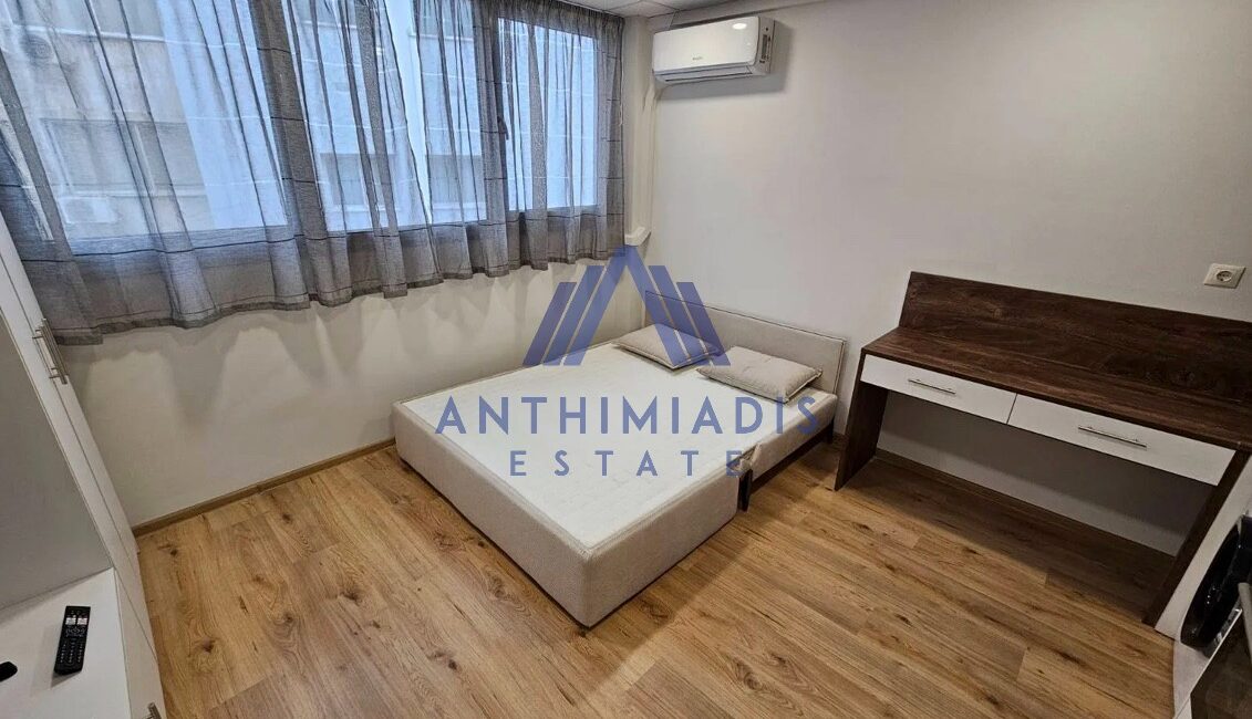 ΠΩΛΕΙΤΑΙ – Σούπερ Ανακαινισμένο Στούντιο Στο Κέντρο Της Θεσσαλονίκης, ID1203