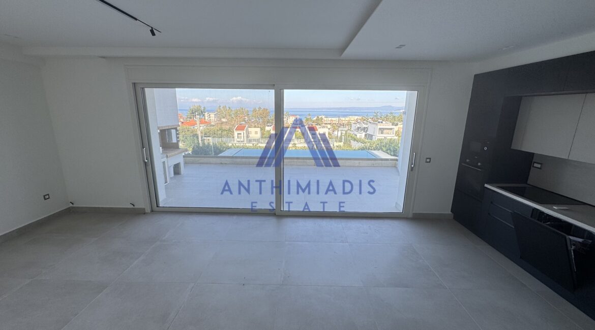 ΠΩΛΕΙΤΑΙ – Νεόδμητη Βίλα Στο Πευκοχώρι Με Θέα Στη Θάλασσα, ID1317