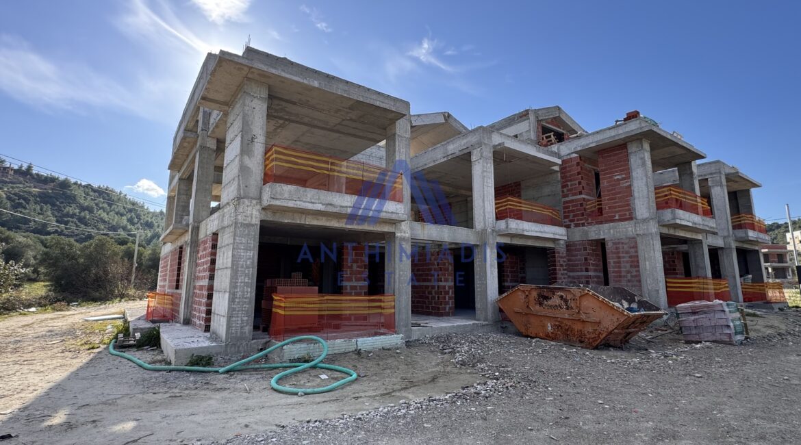 ΠΩΛΕΙΤΑΙ – Μεζονέτα Στο Πολύχρονο Με Θέα Στη Θάλασσα, ID1313