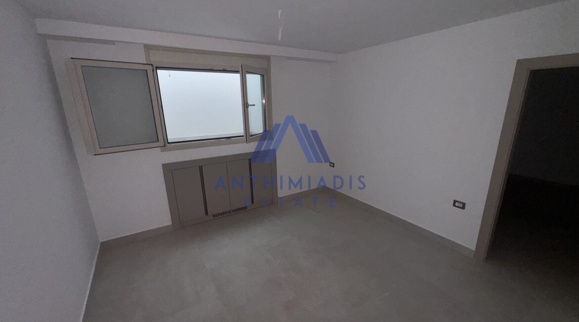 ΠΩΛΕΙΤΑΙ – Νεόδμητη Βίλα Στο Πευκοχώρι Με Θέα Στη Θάλασσα, ID1317