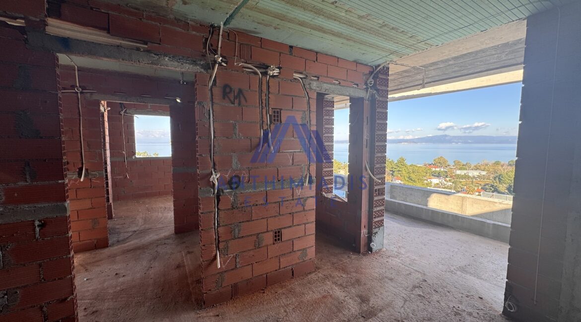 ΠΩΛΕΙΤΑΙ – Βίλα Στο Πευκοχώρι Με Θέα Στη Θάλασσα, ID1318