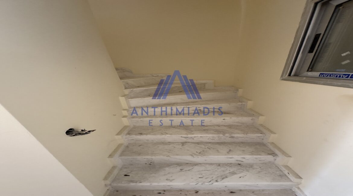 ΠΩΛΕΙΤΑΙ – Μεζονέτα Στην Σίβηρη Κοντά Στη Θάλασσα, ID1322