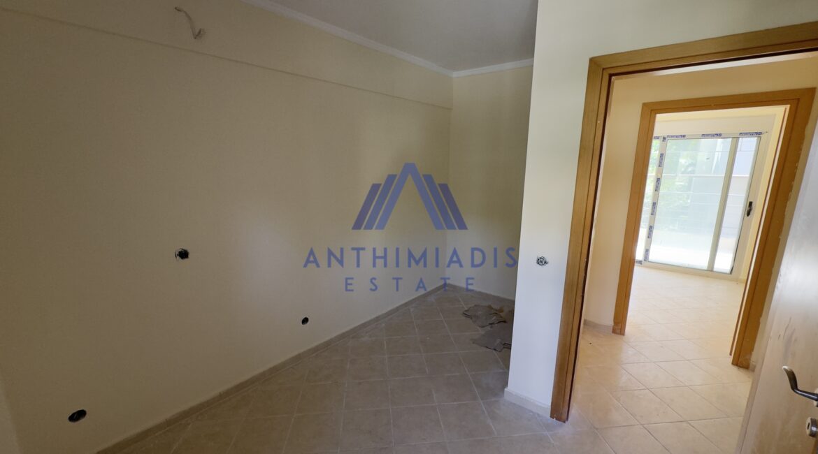 ΠΩΛΕΙΤΑΙ – Μεζονέτα Στην Σίβηρη Κοντά Στη Θάλασσα, ID1322