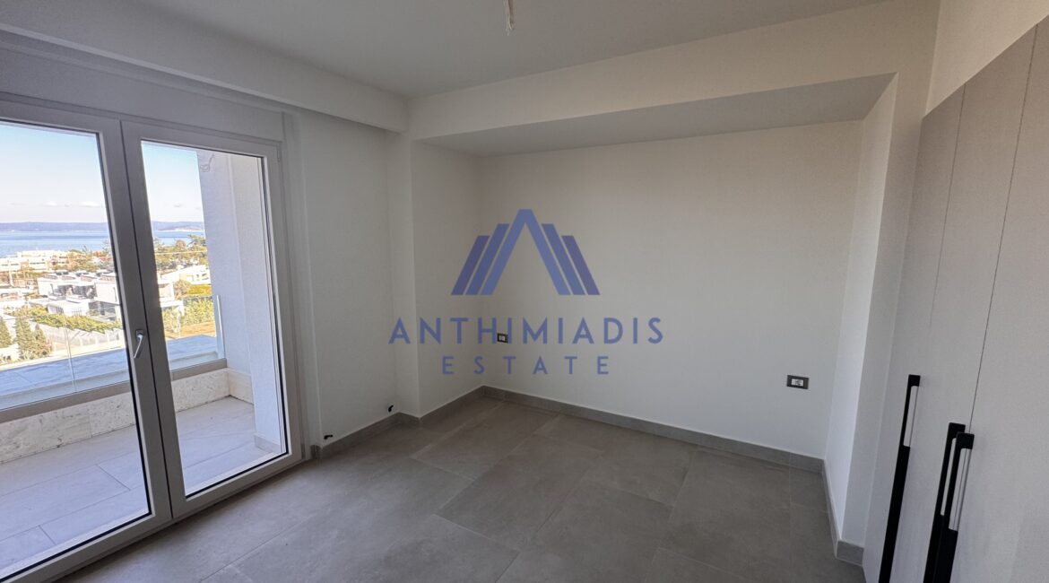 ΠΩΛΕΙΤΑΙ – Νεόδμητη Βίλα Στο Πευκοχώρι Με Θέα Στη Θάλασσα, ID1317