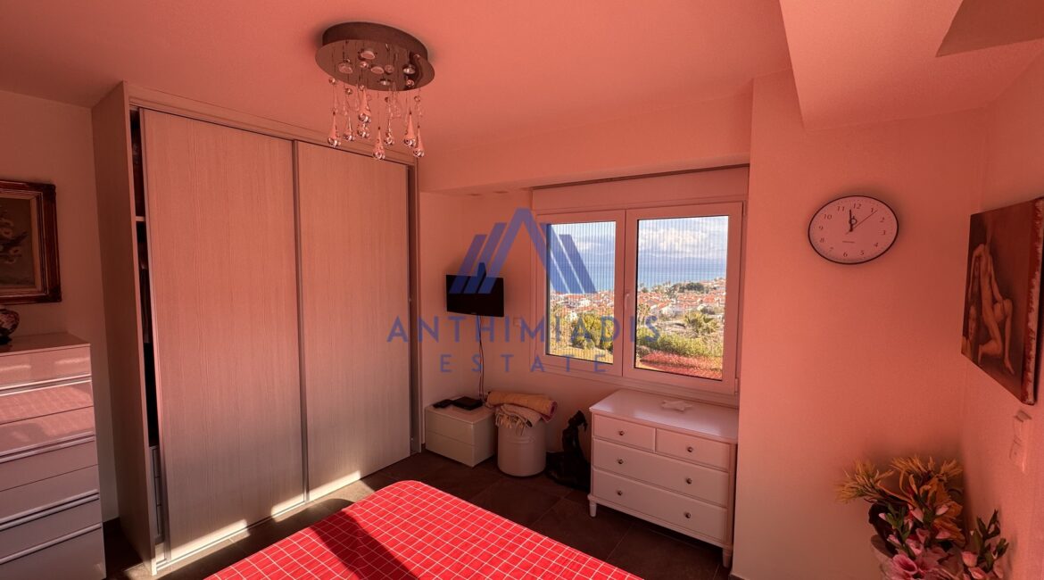 ΠΩΛΕΙΤΑΙ – Βίλα Στο Πευκοχώρι Με Θέα Στη Θάλασσα, ID1316