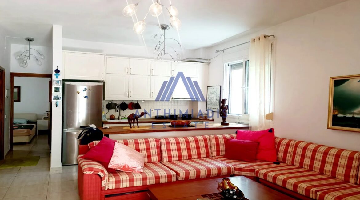 ΠΩΛΕΙΤΑΙ – Διαμέρισμα Στη Μόλα Καλύβα Κοντά Στη Θάλασσα, ID1323