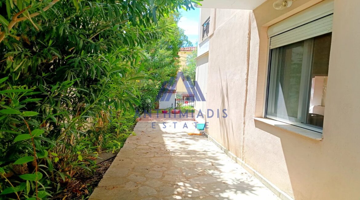 ΠΩΛΕΙΤΑΙ – Διαμέρισμα Στη Μόλα Καλύβα Κοντά Στη Θάλασσα, ID1323