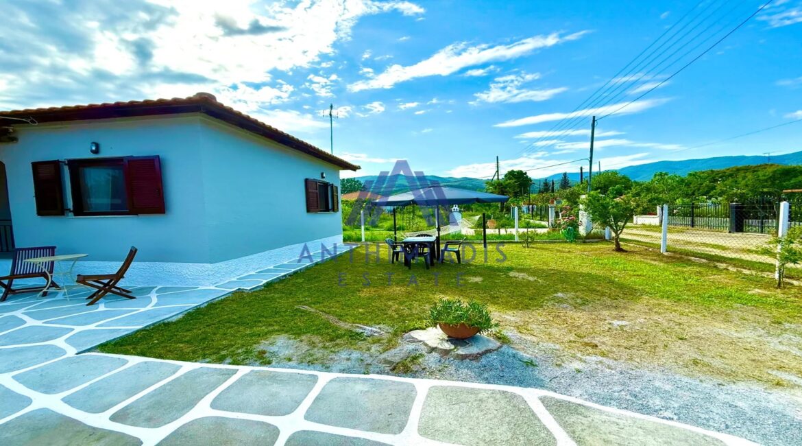 ΠΩΛΕΙΤΑΙ – Μονοκατοικία Στα Νέα Βρασνά Κοντά Στο Κέντρο, ID1326