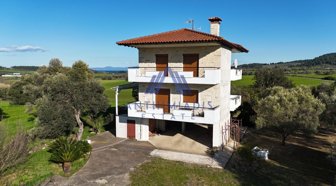 ΠΩΛΕΙΤΑΙ – Μονοκατοικία Κοντά Στο Κέντρο Της Κασσανδρείας, ID1333