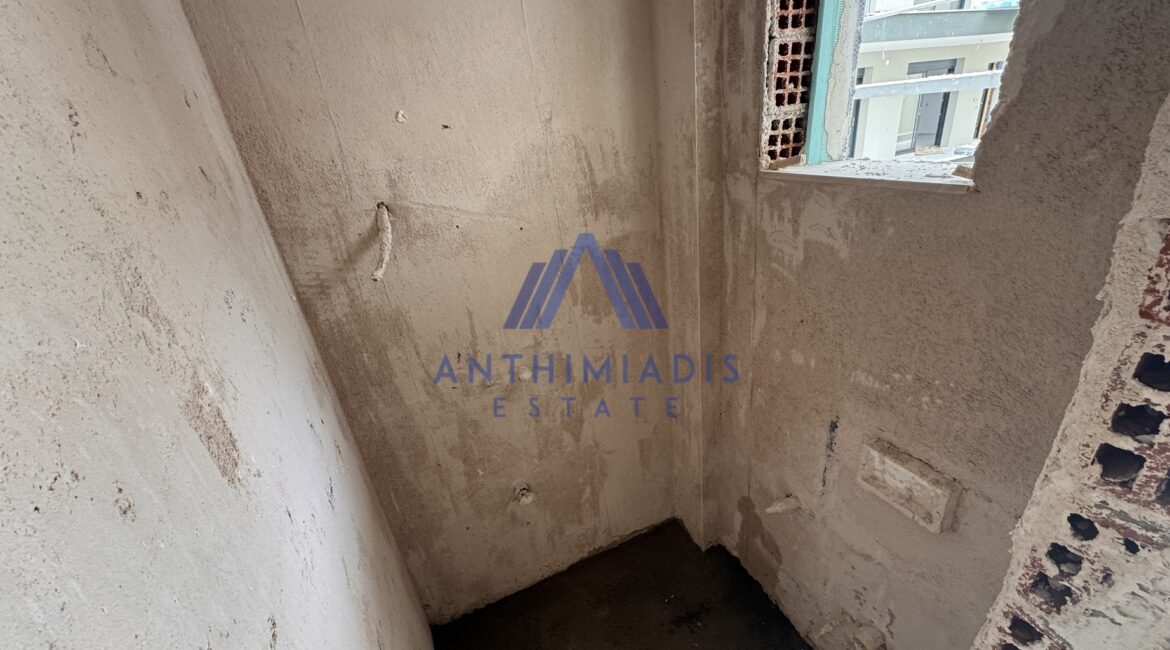 ΠΩΛΕΙΤΑΙ – Nεόδμητη Mεζονέτα Στη Νικήτη Κοντά Στη Θάλασσα, ID1337