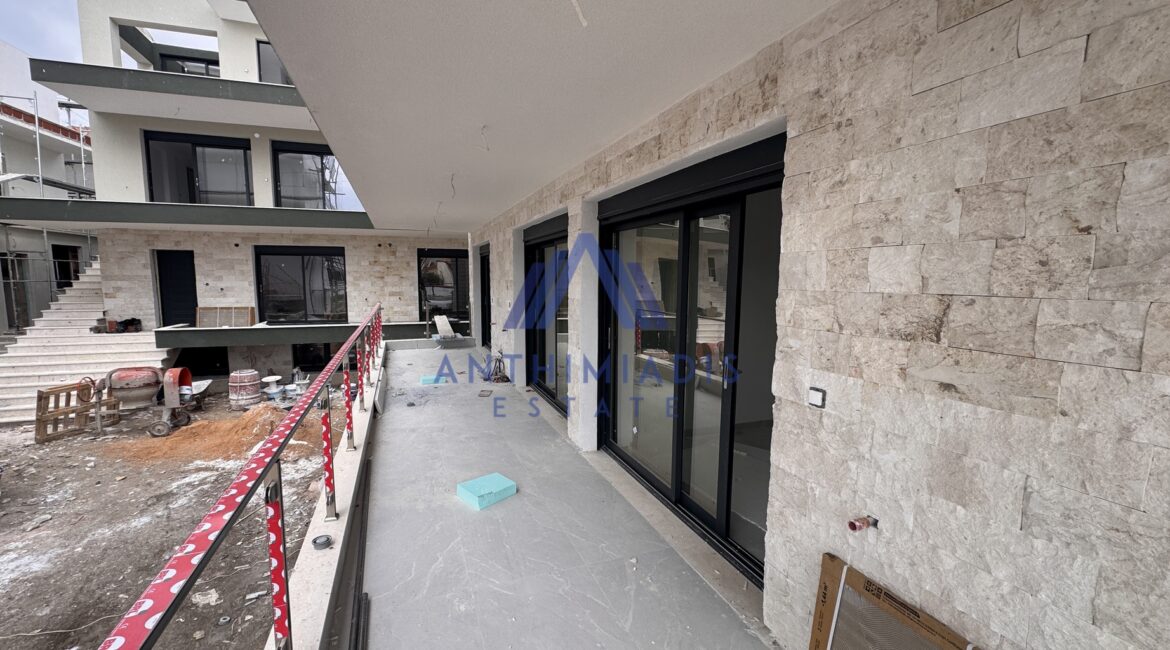 ΠΩΛΕΙΤΑΙ – Nεόδμητη Mεζονέτα Στη Νικήτη Κοντά Στη Θάλασσα, ID1338