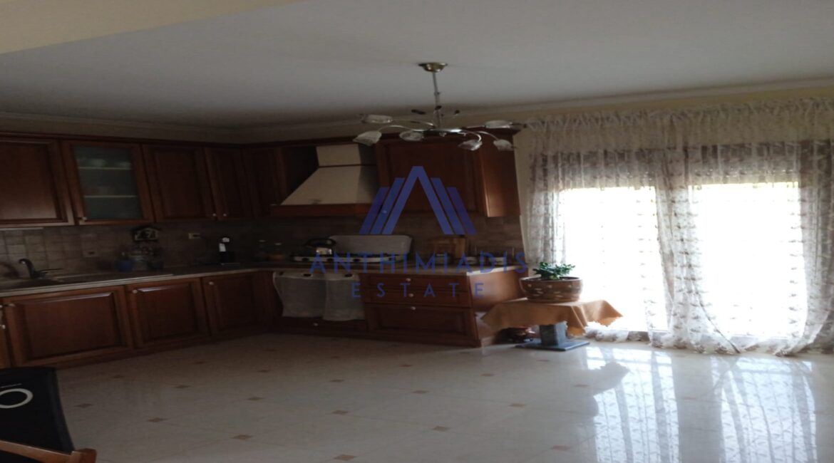 ΠΩΛΕΙΤΑΙ – Μονοκατοικία Κοντά Στο Κέντρο Της Κασσανδρείας, ID1333