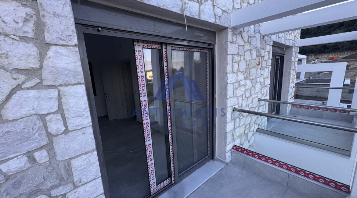 ΠΩΛΕΙΤΑΙ – Βίλα Στην Χανιώτη Με Θέα Στη Θάλασσα, ID1320