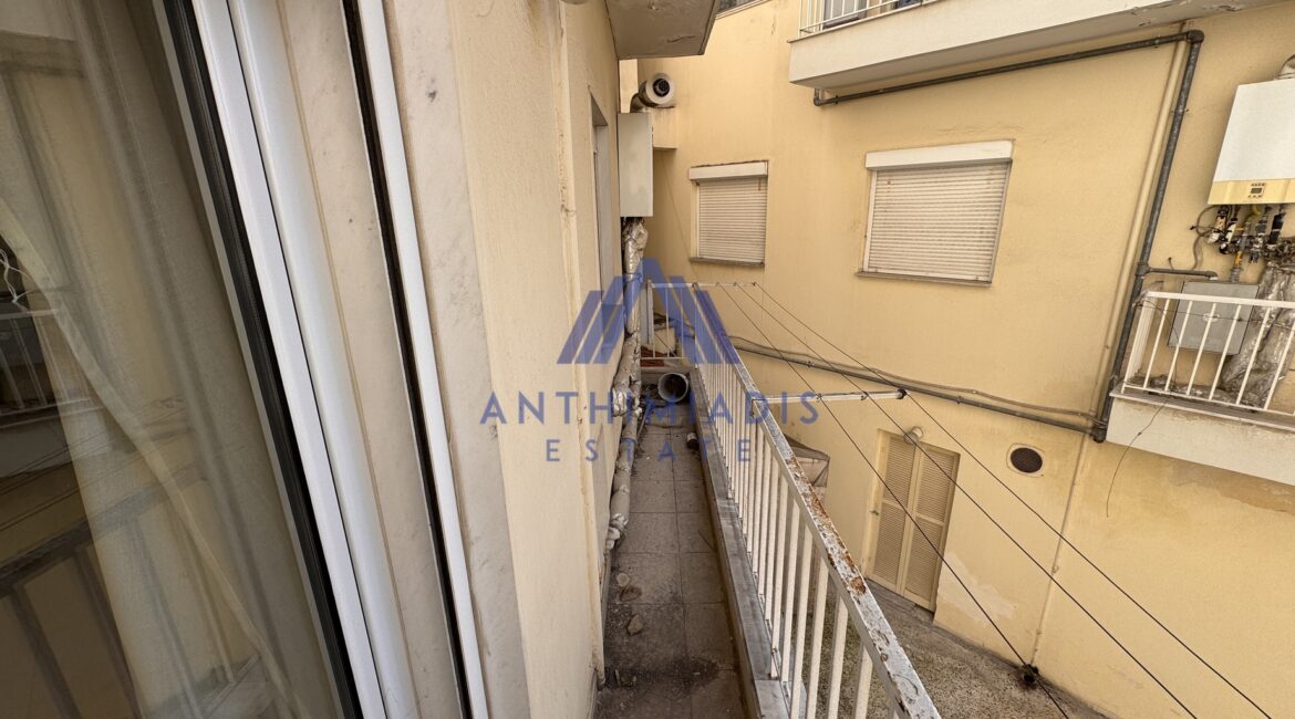 ΠΩΛΕΙΤΑΙ – Διαμέρισμα Στο Κέντρο Της Καλαμαριάς, ID1347