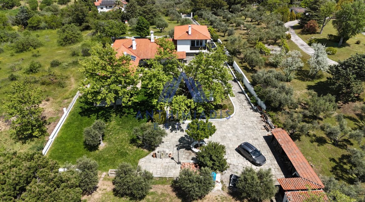 ΠΩΛΕΙΤΑΙ – Βίλα Στο Πλαγιάρι Με Θέα Στη Θάλασσα, ID1349