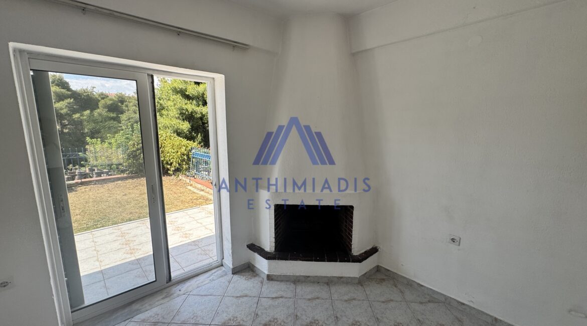 ΠΩΛΕΙΤΑΙ – Μεζονέτα Στη Νέα Φώκαια Με Θέα Στη Θάλασσα, ID1372