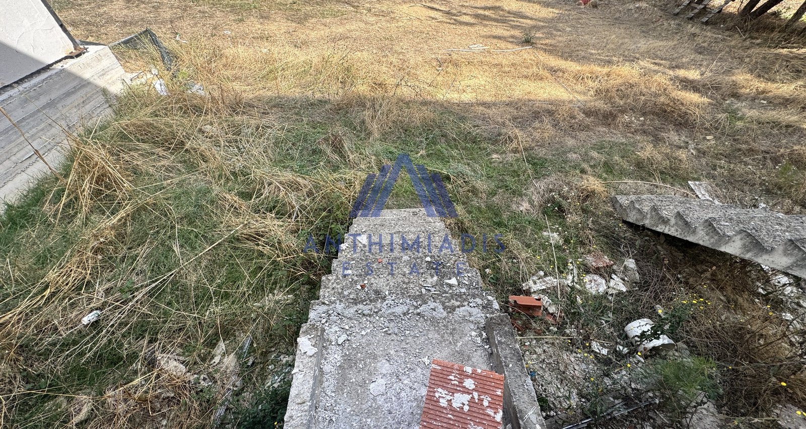 09-3