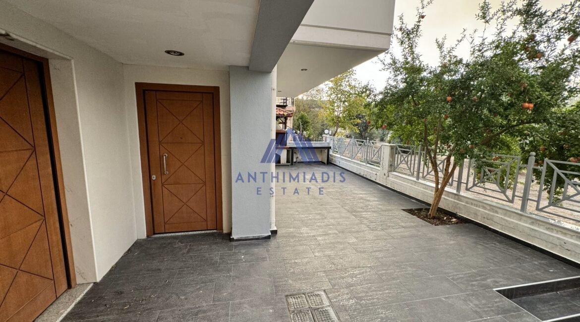ΠΩΛΕΙΤΑΙ – Μεζονέτα Στην Σταυρούπολη (Θεσσαλονίκη), ID1183